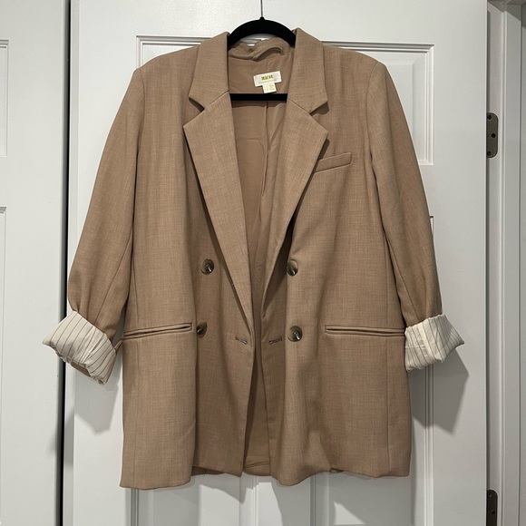 Maeve Double-Breasted Blazer - Picture 8 of 10